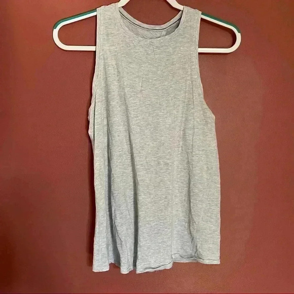 Lululemon Light Purple Top - Picture 2 of 7